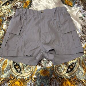 grey women’s cargo shorts